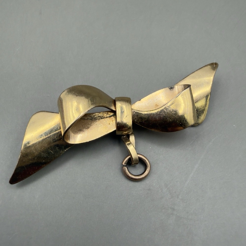 Vintage 12K Gold Filled Bow Brooch Pin Missing Dangle Charm FSB Signed Estate
